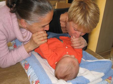 Des bisous pour mes 2 petites mains